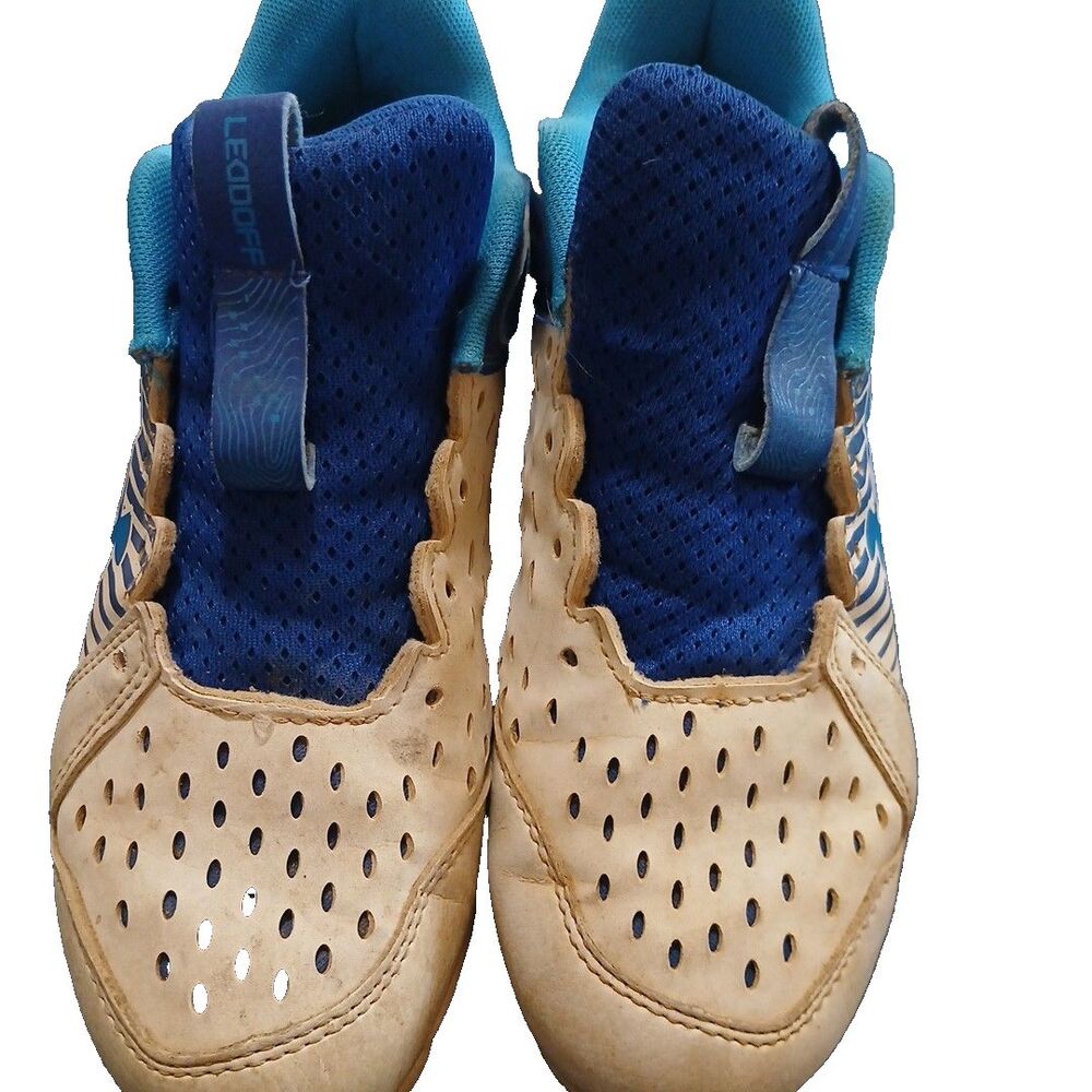 Under Armour Softball Cleat Shoes Kids 3Y  Needs Laces